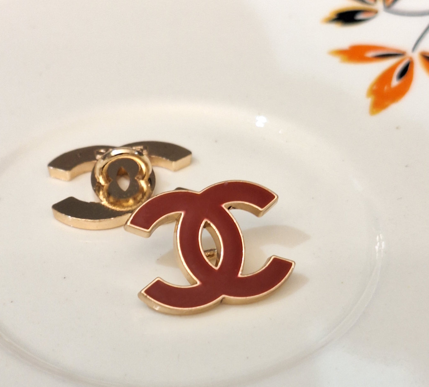 Butons gold & red 14/18 mm