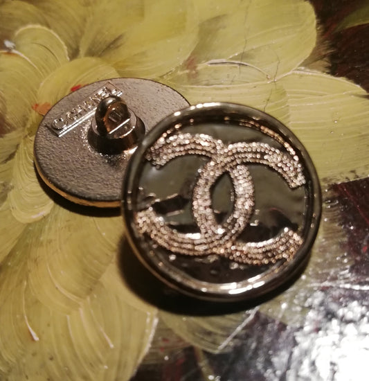 1 Buttons gold 20 mm