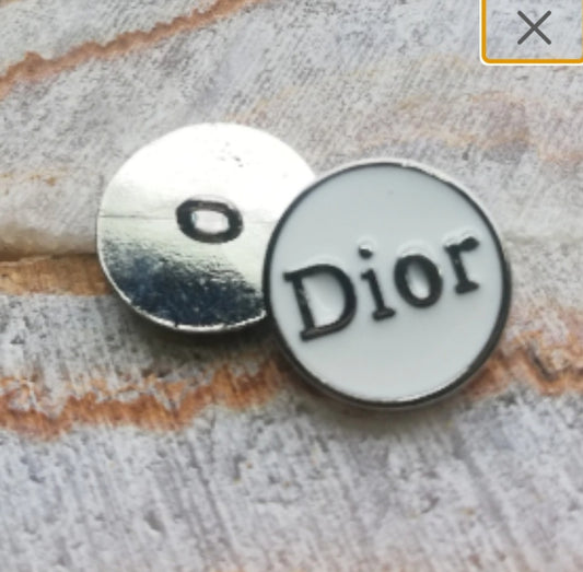 1 buttons white&silver 20 mm