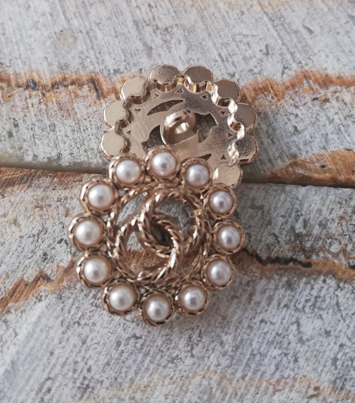 1 Buttons gold&pearl 20 mm