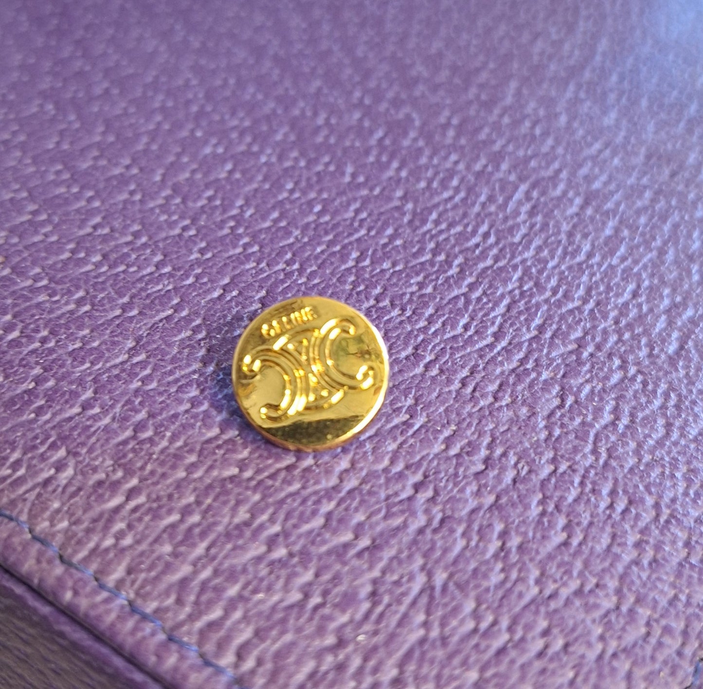 Buttons gold Celine 13 mm