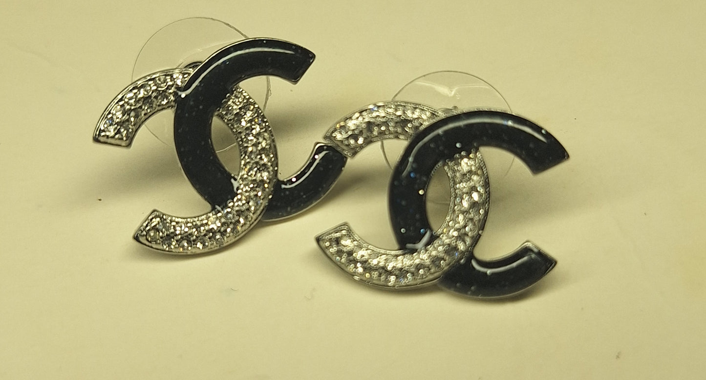 Earrings silver color and  black brocade enemal and zircon. Stamped. 16/20 mm