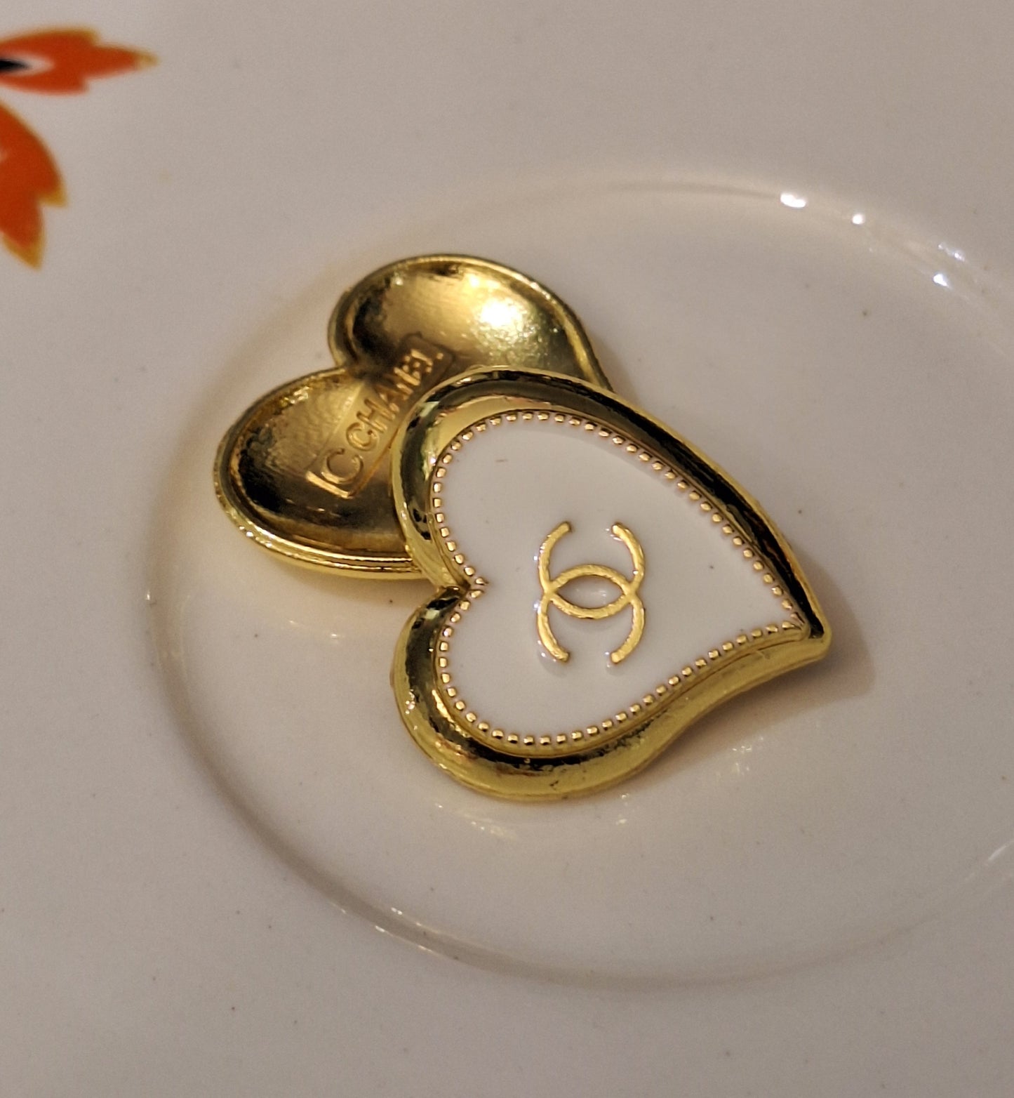 Buttons gold & white 21/23 mm