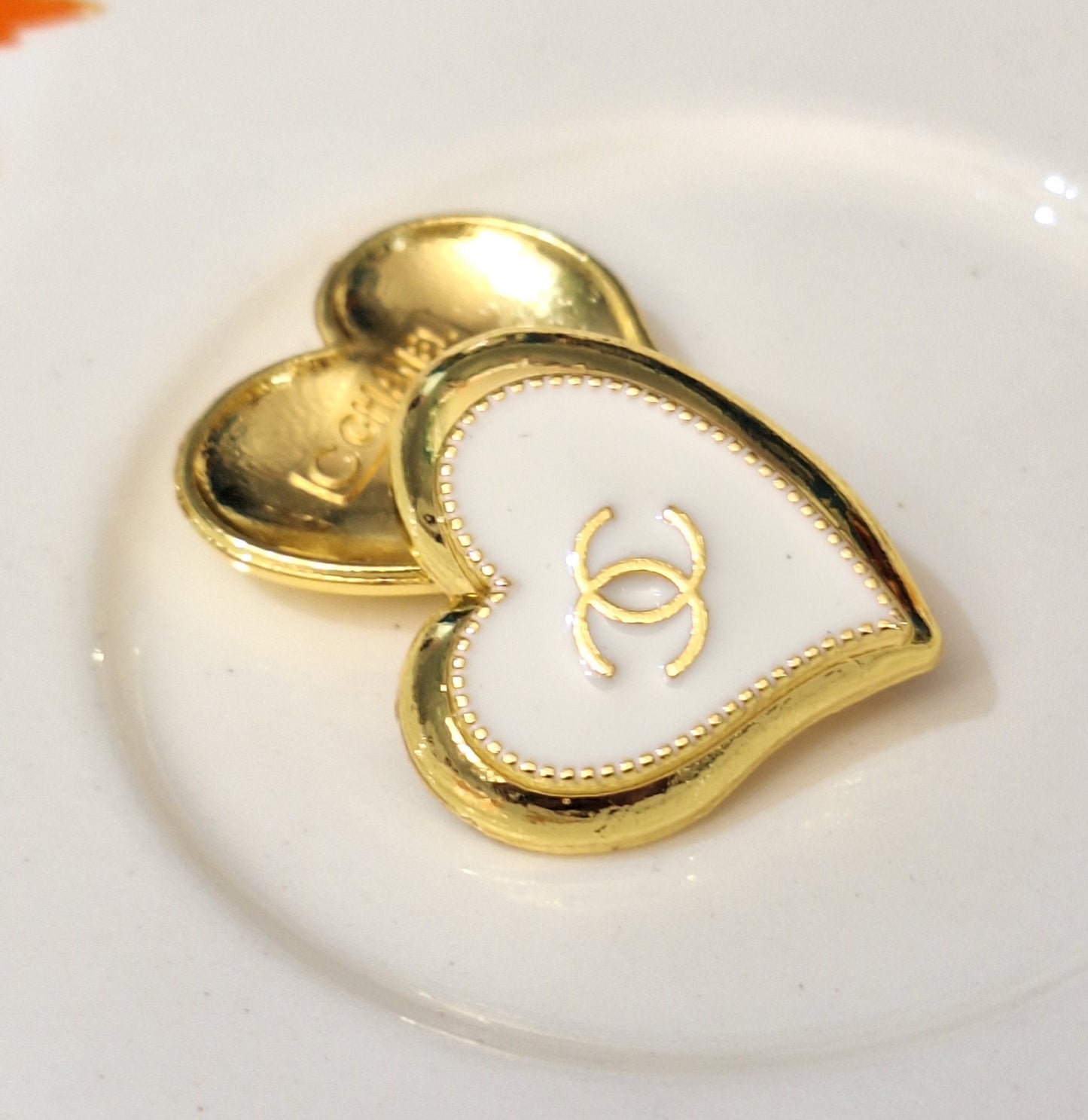 Buttons gold & white 21/23 mm