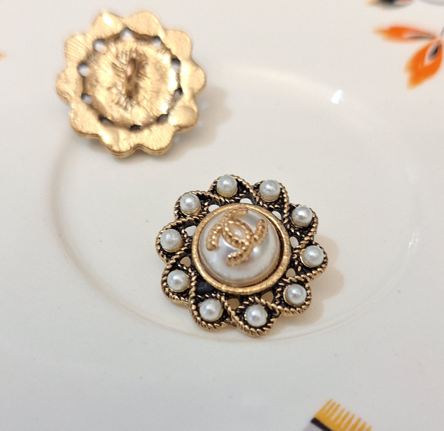 Buttons gold & pearls. 21 mm