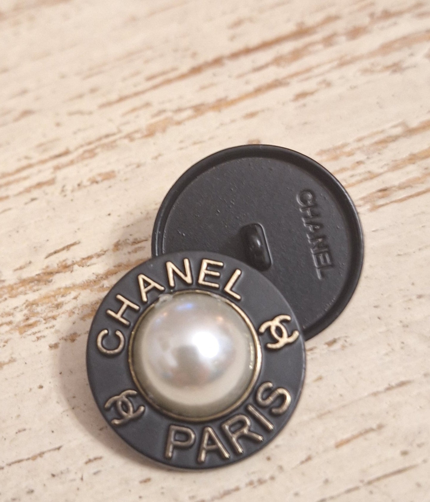 Buttons stamped - black, Gold, pearls. 23 mm