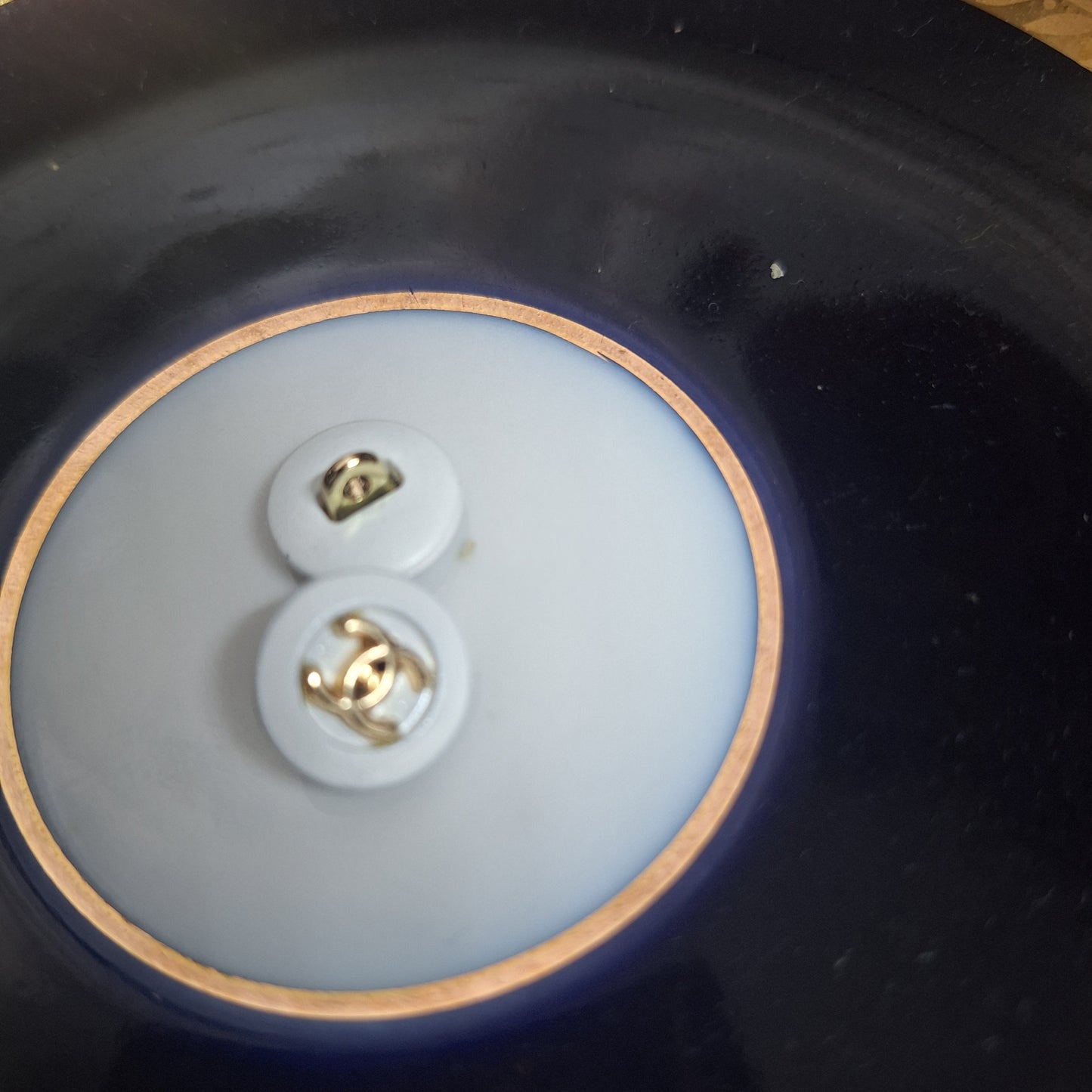 Buttons gold & white . 13 mm