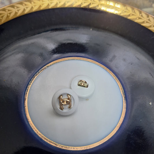 Buttons gold & white . 13 mm