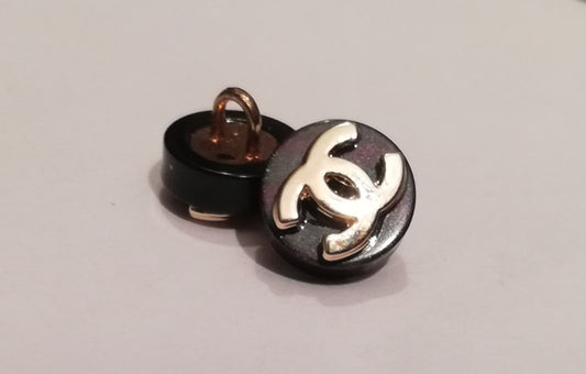 1 Buttons black & gold 10 mm