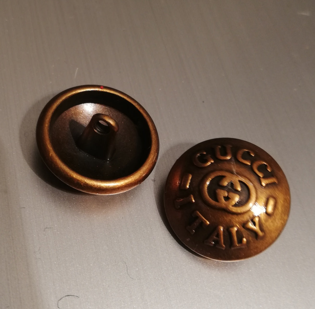 Buttons 1pieces 20 mm. Bronze