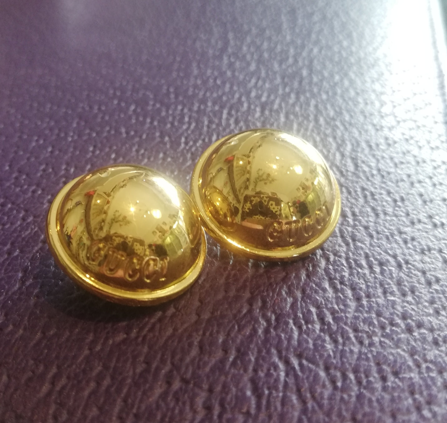 Buttons gucci, gold color, 20 mm. 1 pieces