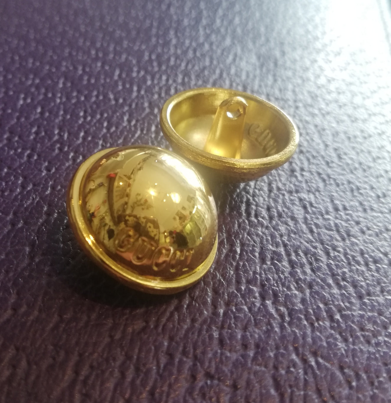 Buttons gucci, gold color, 20 mm. 1 pieces