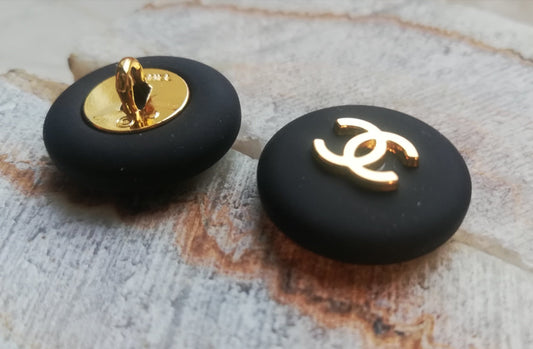 Buttons Black&gold 18 mm