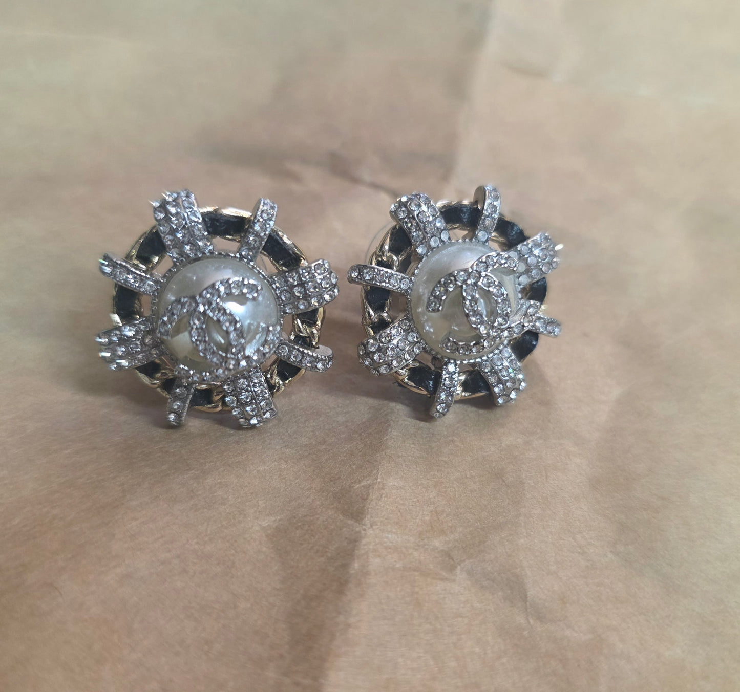 Earrings 22 mm, stamped