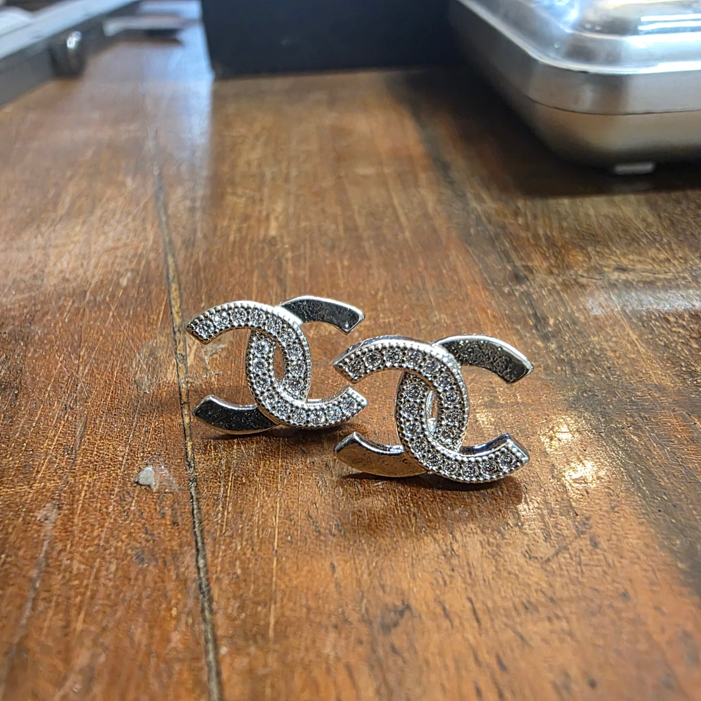 Earrings, stainless steel and zircons, 13/10mm