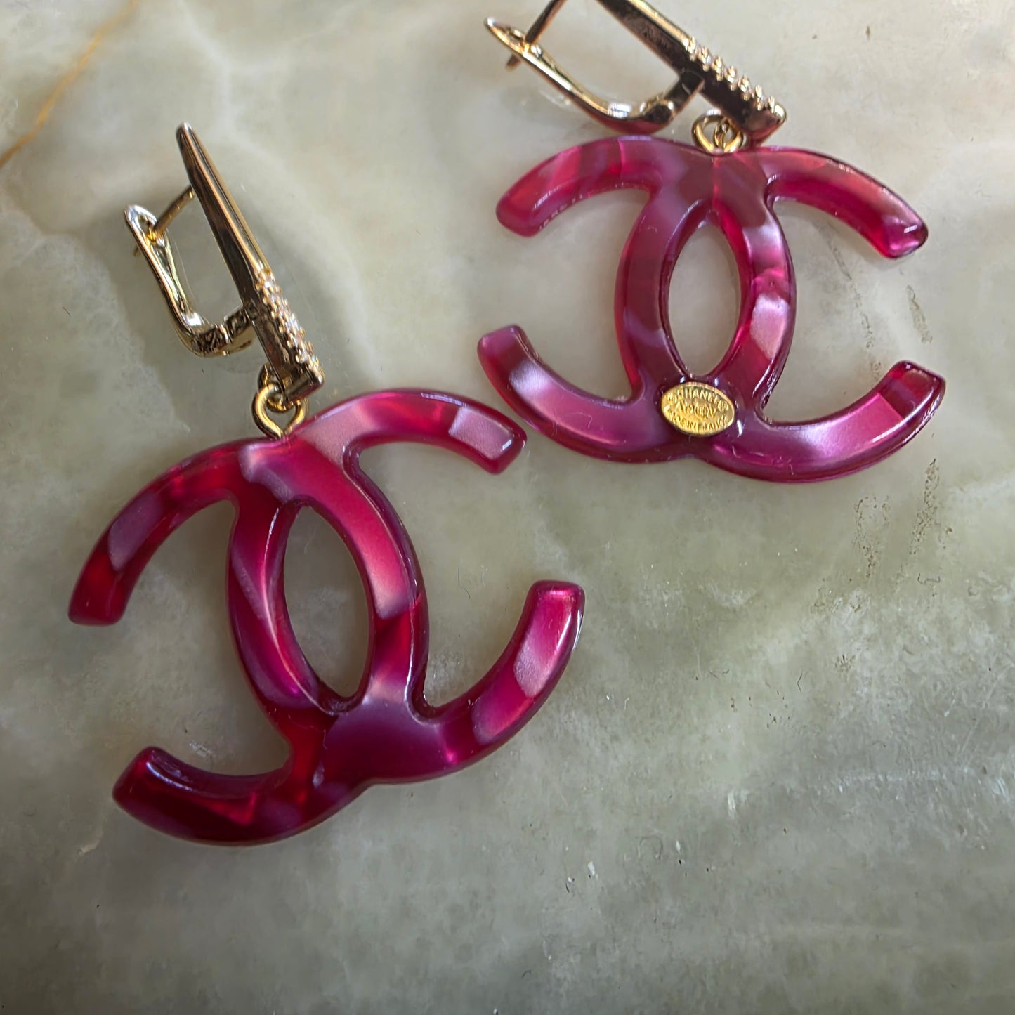 earrings, gold-plated brass and color pink plastic, stamped,32/47mm