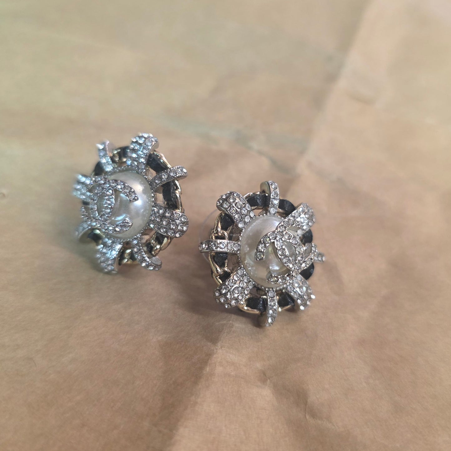 Earrings 22 mm, stamped