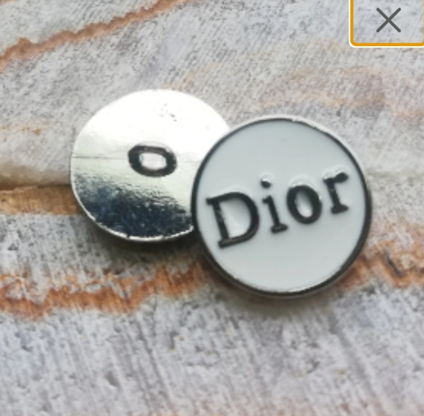 1 buttons white&silver 20 mm