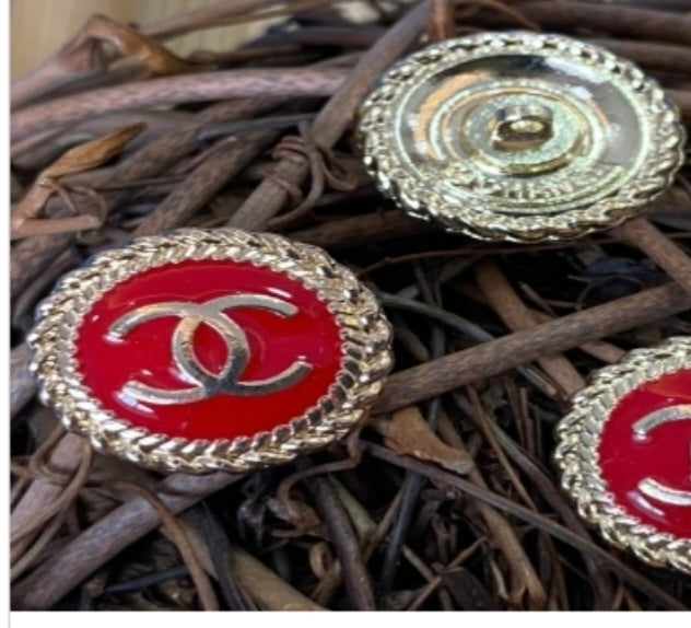 Buttons gold&red 16 mm