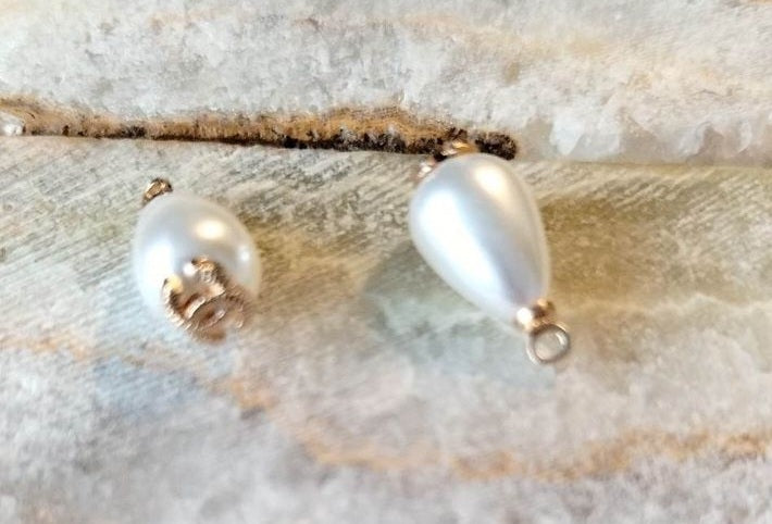 1 buttons pearl&gold cc. 8/16 mm