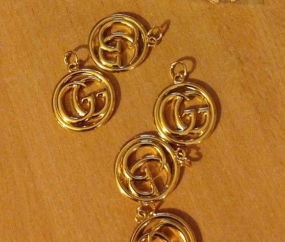105z. 1 pendants gold 23 mm