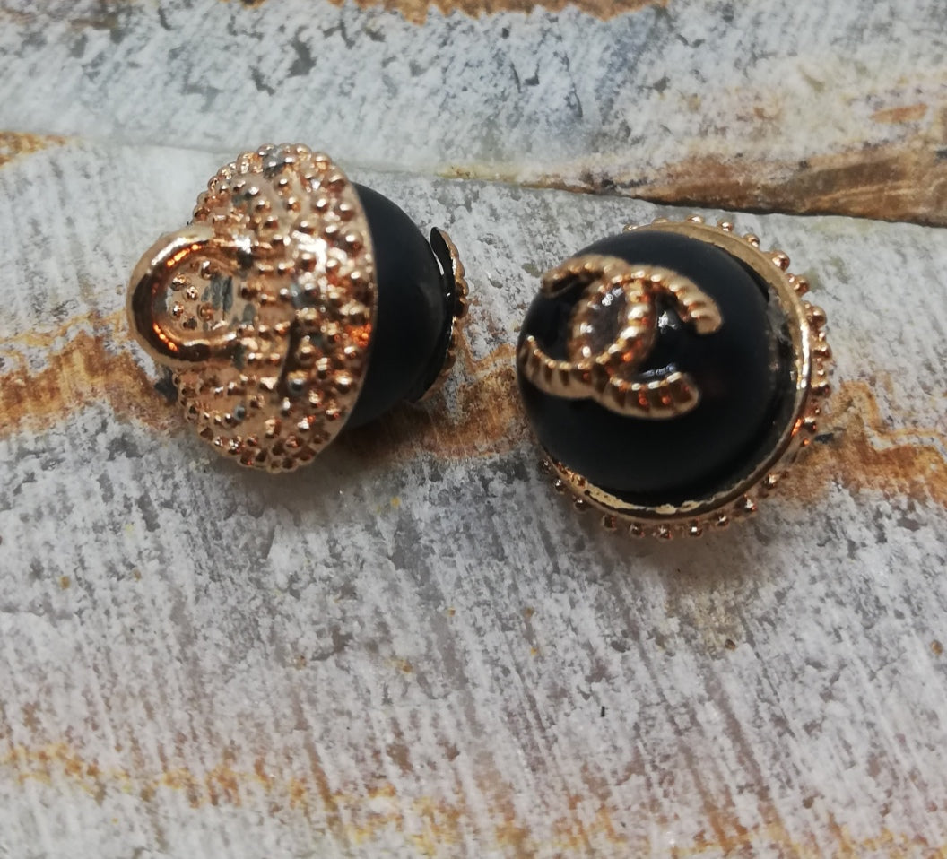 1 Buttons Gold&black 13 mm