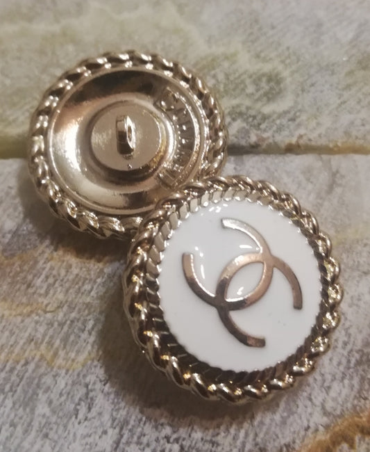 1 Buttons Gold&white 20 mm