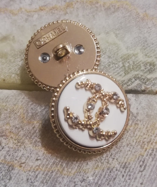 1 Buttons gold/pearl/rhinestones 20 mm