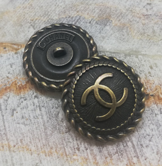 1 Buttons bronze 20 mm