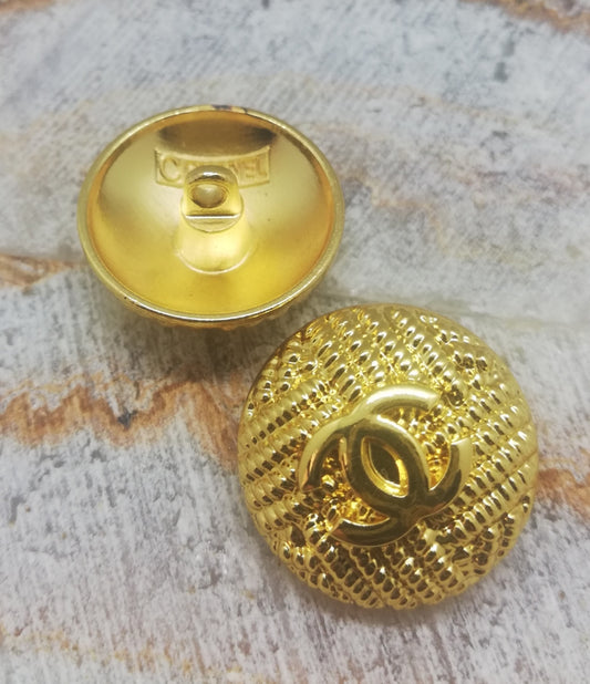 1 Buttons gold 20 mm