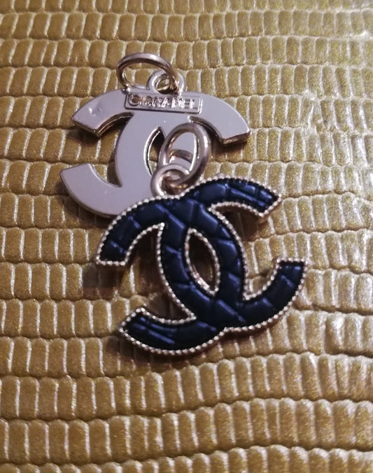 34z. Pendant Gold&black 16/20 mm