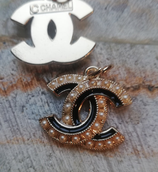 Pendant gold&black&pearl 18/22 mm