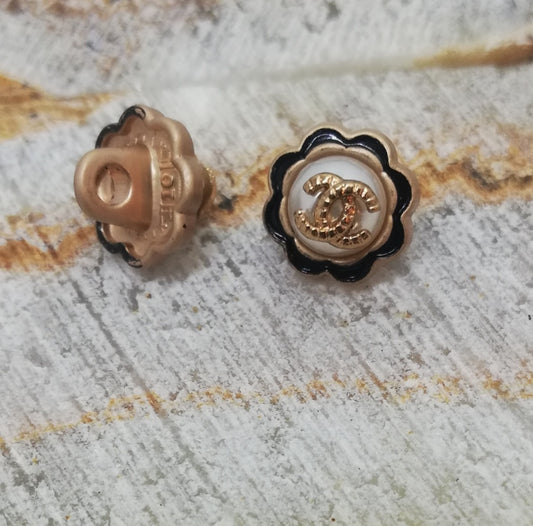 1 Buttons gold/black&pearl 10 mm