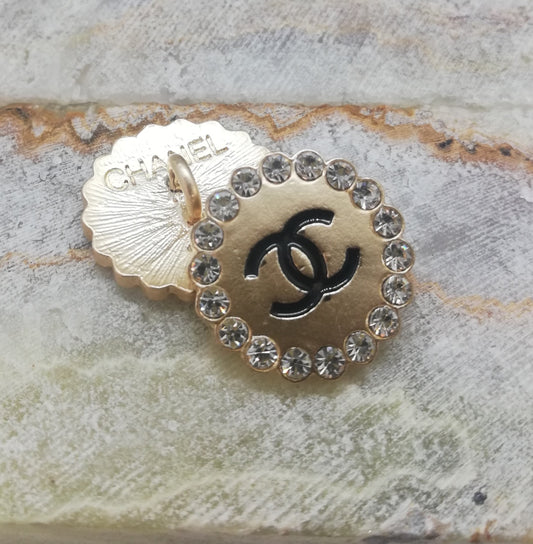 1 Buttons gold 20 mm